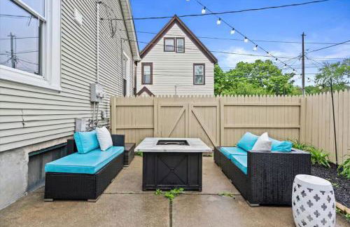 4 Bedroom 3 Story Townhouse with Free Parking - Foto 18