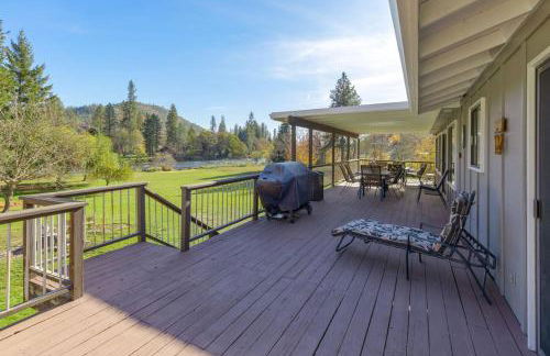 Riverfront Getaway - Foto 9