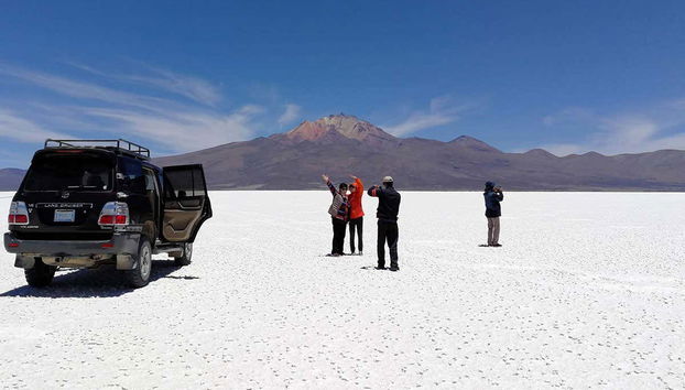 Visitando el salar de Uyuni