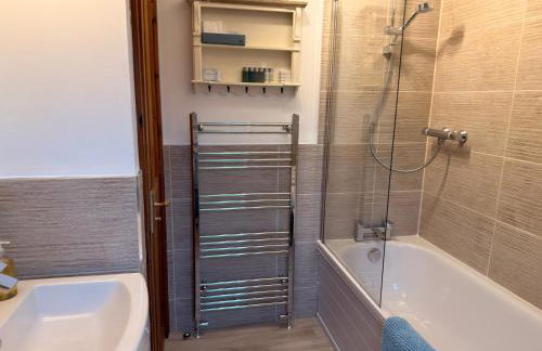 Campden Place - 2 Bed Home in Central Chipping Campden - Photo 8