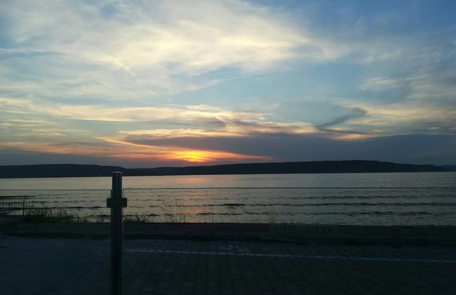 Horizon Suit - Photo 29