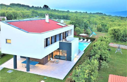 Luxury Villa Hedone with heated pool, welness and playground - Photo 47