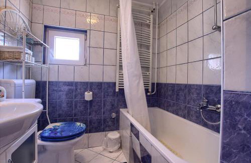 Charming villa Nera with pool and hydromassage near the beach - Foto 34