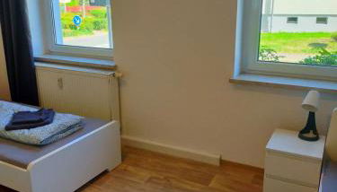 Leuna - Kurzzeitvermietungen direkt bei den Leunawerken, 2-3 Schlafzimmer - Foto 4