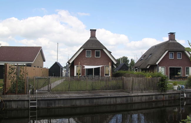 Villa With Large Garden in a Holiday Park - Foto 16