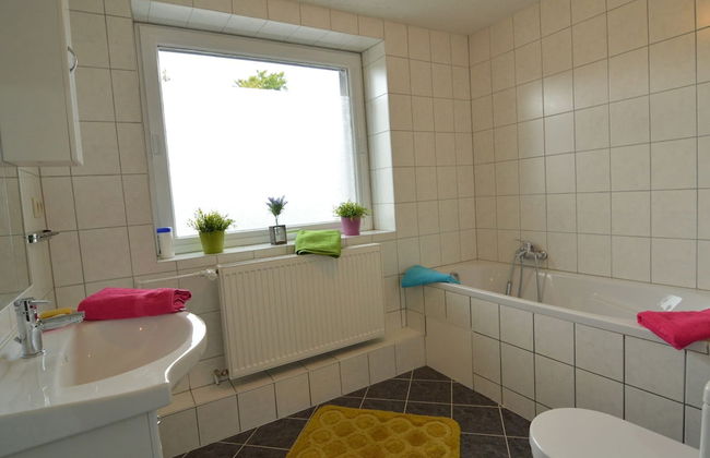 Holiday Home With Garden, Heating, Barbecue - Photo 17