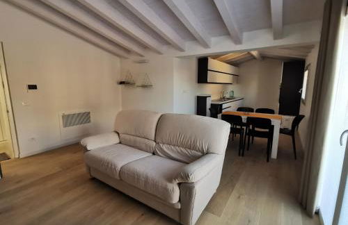 The Orange Flat - Photo 3