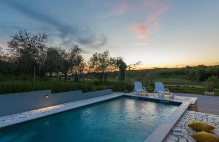 Villa Pendolina with pool and grill in Umag - Foto 14