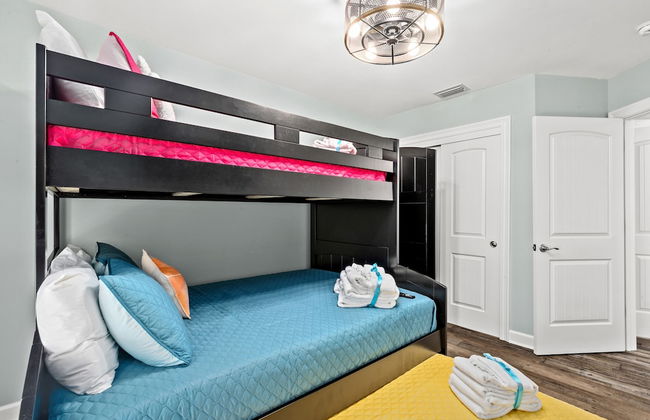 Coral Cabana - 3BD 2BA Home Close to Beach w/ Optional Golf Cart! - Foto 6