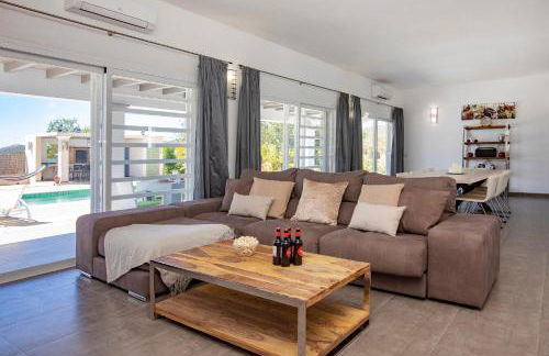 Villa in San Antonio Sleeps 10 - Foto 26