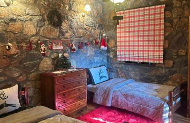 Blessings Chalet στον Παλαιό Άγιο Αθανάσιο με Τζάκι, Barbeque, μεγάλη αυλή και υπέροχη θέα - Foto 16