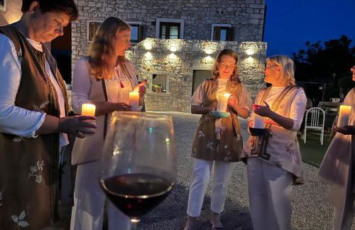 Milic Zagrski - Photo 2