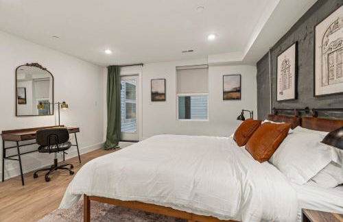 SLEEP 8 Outdoor Patio-Old City- 2 NEW Townhouses - Foto 26