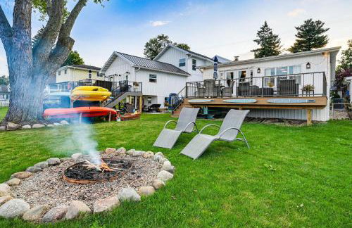 Family-Friendly Retreat on Gilletts Lake! - Foto 3
