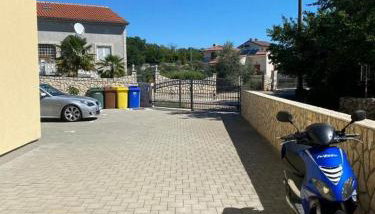 Apartments with a parking space Milovcici, Krk - 22553 - Foto 4