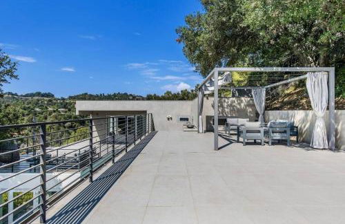 Spacious 4BR Retreat with Private Pool, Pool Table and Fast Wi-Fi Sleeps 9 Quiet Clinton Location - Foto 26