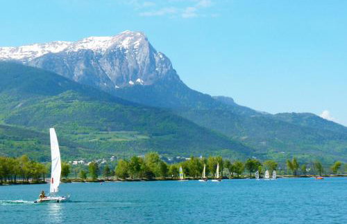 EMBRUN Superbe appartement classé 3 étoiles tout équipé avec vue sur montagnes - Foto 12