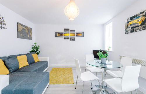 1BR & 2BR Apt -for CONTRACTORS- free PARKING close to EVERTON & ANFIELD stadium, Liverpool City Centre managed by Chique Properties Ltd - Foto 65