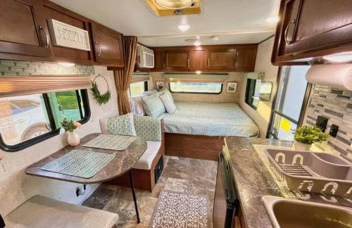 Camper close to beach with BBQ and Bicycles - Foto 16