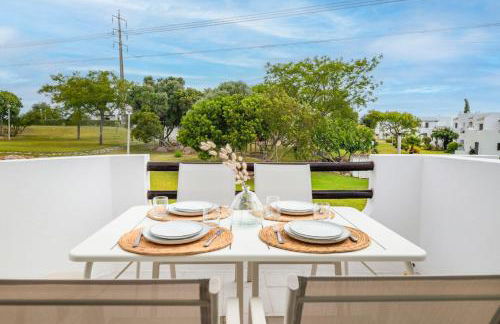 Clube Albufeira - 2BR Pool, Kids Club & Family Fun - Foto 3