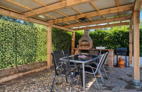 Villa Palma with Grill & Pool - Foto 4