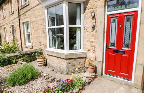 Hawthorne Cottage - Photo 3