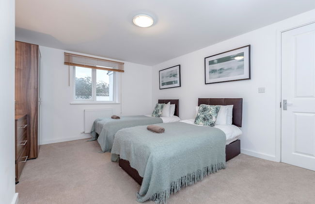 Royal Apartments - Photo 10