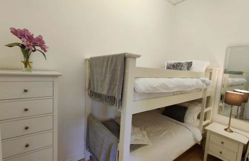 The Joseph - Exclusive Use - ROOM ONLY option - Photo 12