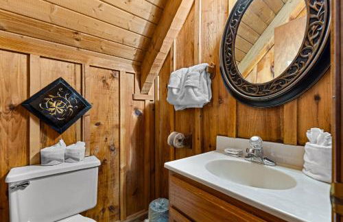 Little Bird Cabin by American Patriot Getaways - Foto 25