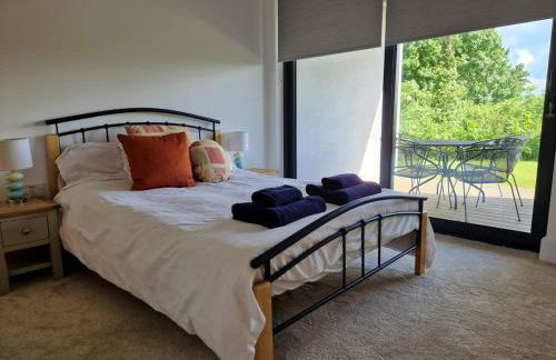 The Lake House - Photo 15