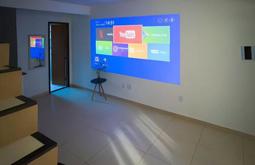 Casa Amarela Itaúna 4min da Praia que ocorre o WSL, 1min da pista de skate do LS, pracinha com parque infantil, quadra de futebol, tudo isso a 1 min da duplex, perto do comércio, wi-fi super rápido, estacionamento gratuito, monitoramento 24hrs - Foto 28