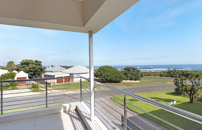 Ocean View Family Beach House - Foto 2