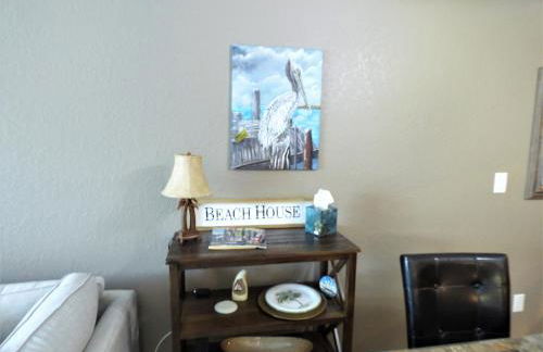 Cocoa Beach - Oceanfront - Steps to the Pier and Ocean - Foto 11