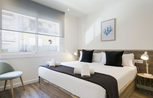 Sitges Group Calm Beach - Foto 29