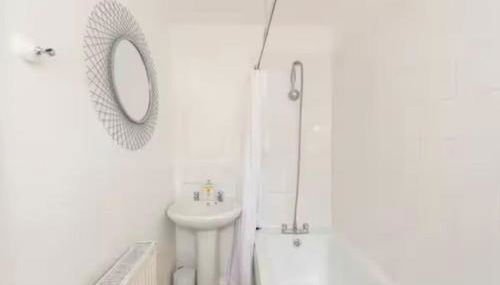 Bright 3-Bedroom in Prime Area - Foto 5