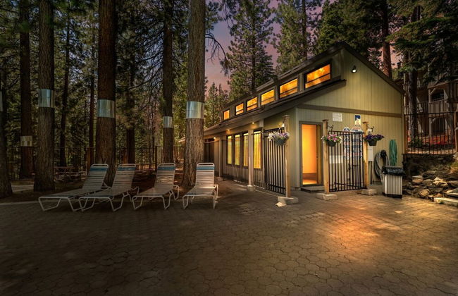 Enjoy Forest Views Retreat at Kingswood Village! - Photo 47