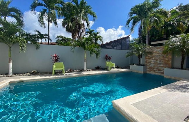 Playa Potrero Modern 3 BR Home Centrally Located - Casa Coastal Serenity - Photo 1