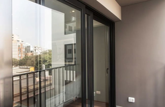 w Perfect 2BR With Balcony in Miraflores - Photo 4