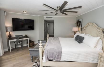 Total Remodel - 3BR-3BA Corner Beachfront - Winter Snowbirds Welcome! - Foto 47