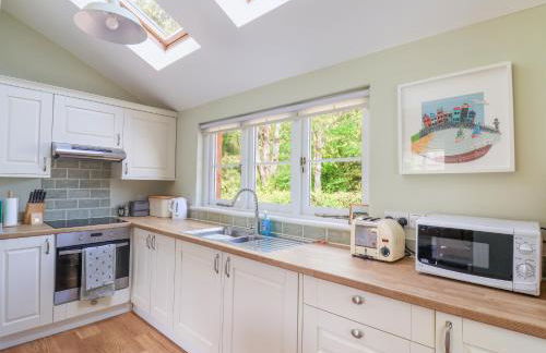 Questant Lodge - Photo 7