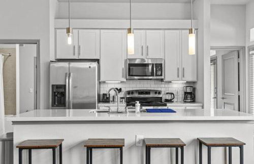 LUX 2B2B with Pool & Parking near the Heart of Austin - Foto 23