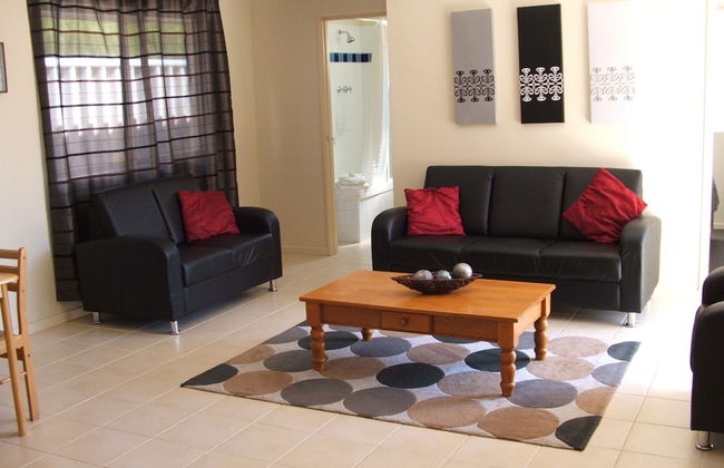 Harbourside Motel - Photo 26