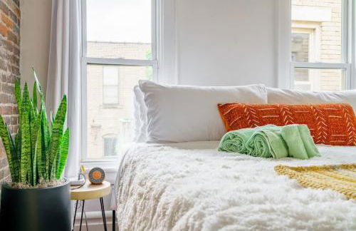 Bamboo Bungalow by Jungle House Near Convention Center OSU & Nationwide Arena Walk to High Street Downtown & Short North 5 800 Reviews Private Parking - Foto 80