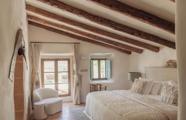 Reserva Rotana Hotel - Photo 39