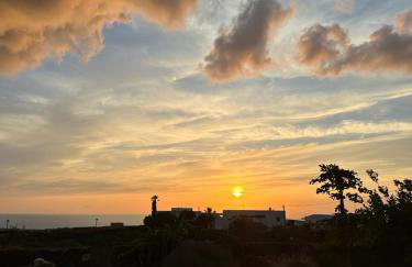 Apartamento con terraza y jardín - Foto 10