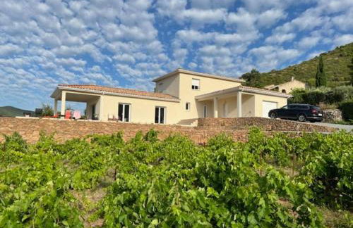 Villa L'esquirol With View and Pool - Foto 54