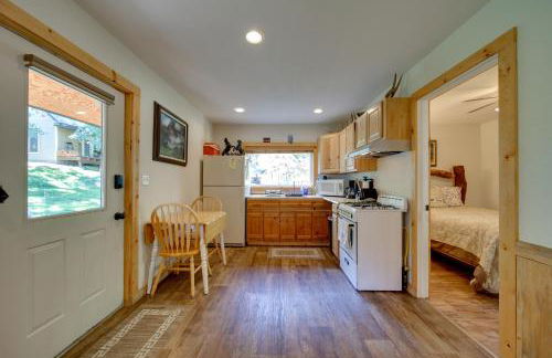 Cozy Countryside Cabin in Robie Creek Park! - Foto 5