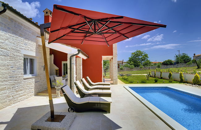 Modern Holiday Home With Pool in Bratulici - Foto 36