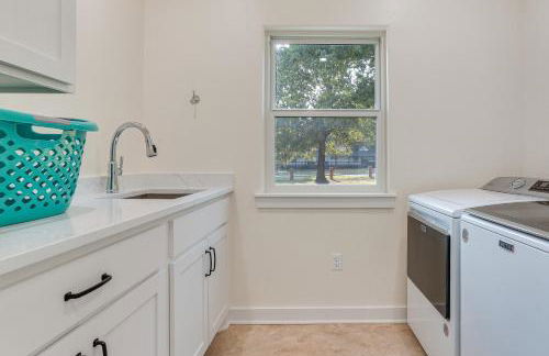 New Home, Short Walk to Lake Texomas Sandy Shores - Foto 25