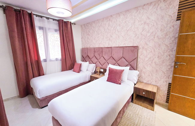 Elite Holiday Homes - Luxury & Centric Flat - Photo 17